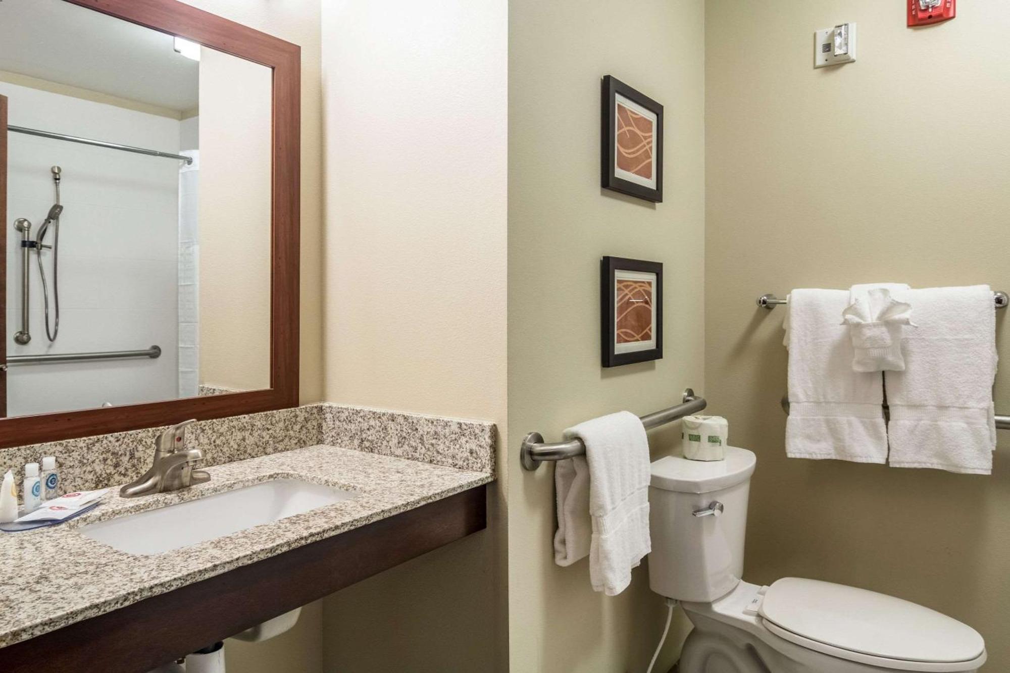 Comfort Inn Edwardsville - St Louis Exterior foto